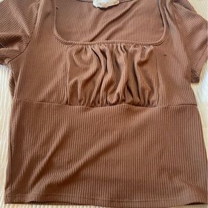 Brown crop top 1 small hole. Size small